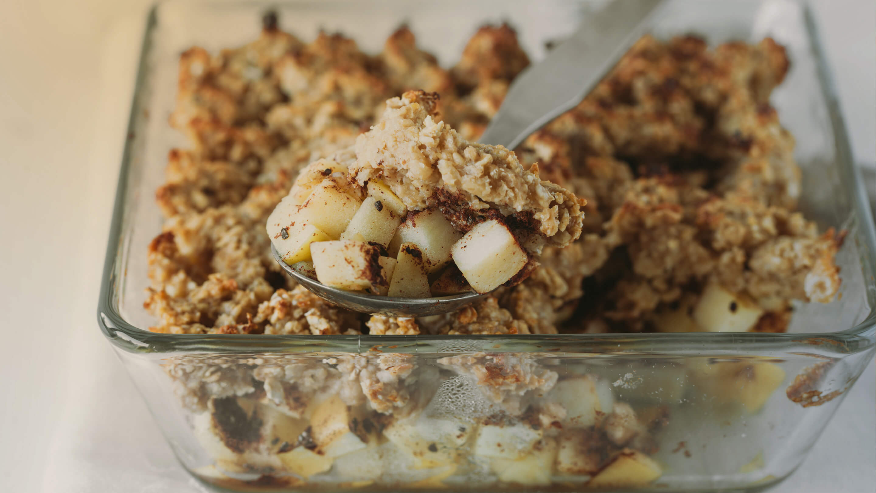 The BEST Apple Crisp Recipe - Food Dolls